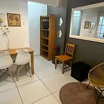 Apartamento A 2 Quadras Da Praia E Metro - Rp250