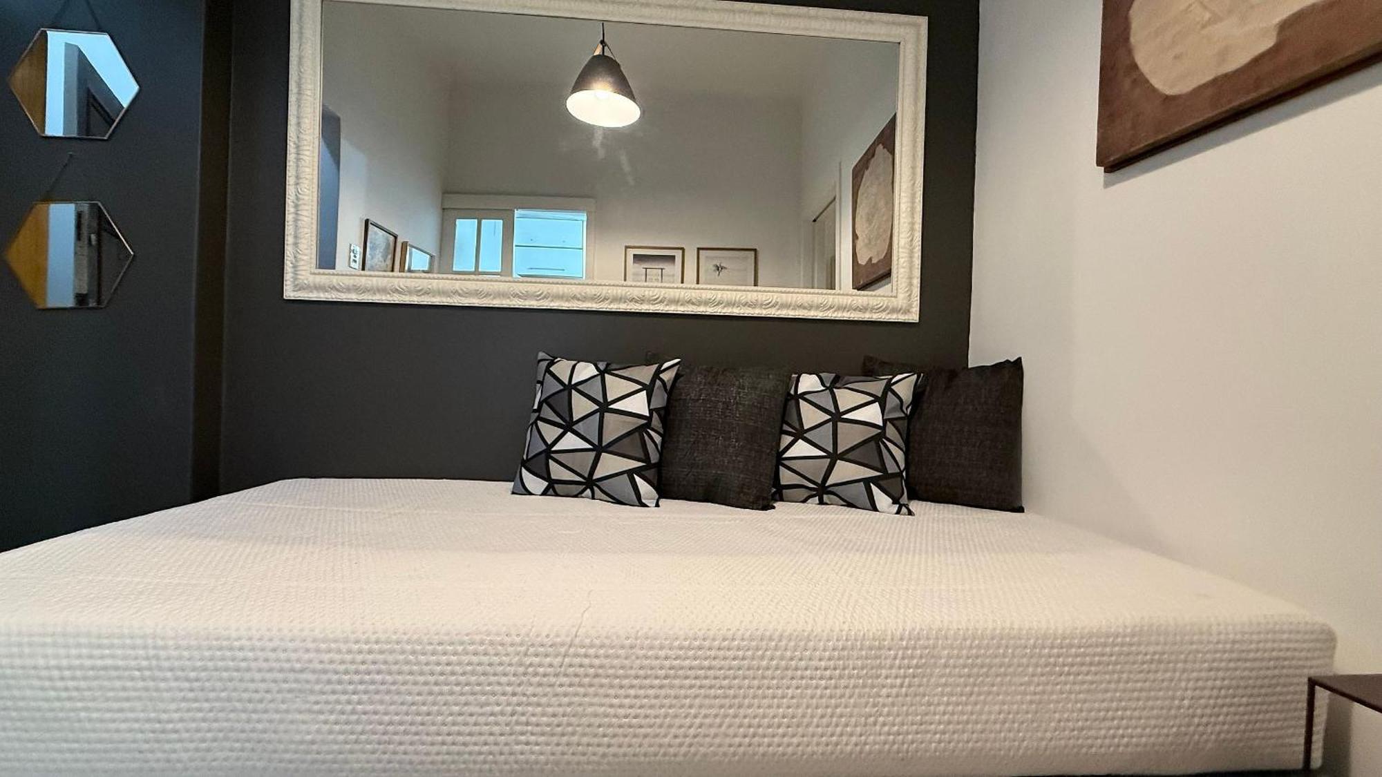 A 2 Quadras Da E Metro - Rp250 Apartamento